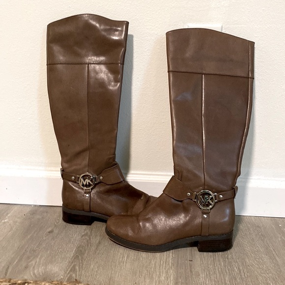 Michael Kors Boots - Picture 2 of 5